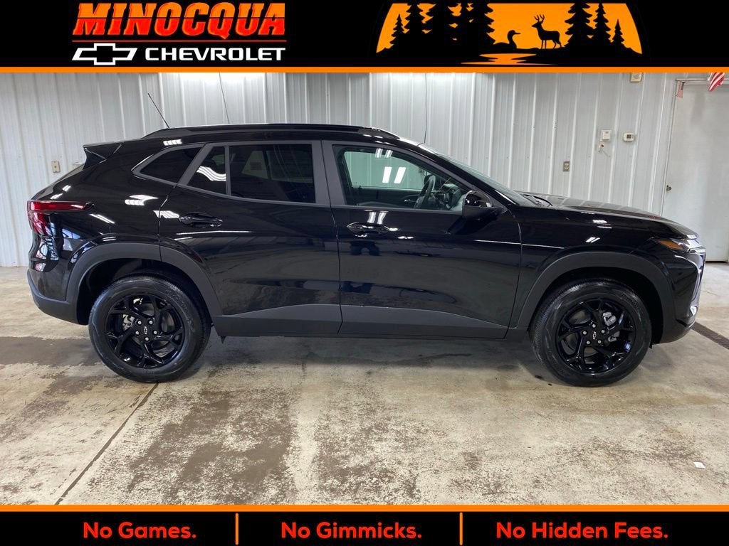 2026 Chevrolet Trax LT in Mosaic Black Metallic — front three-quarter view